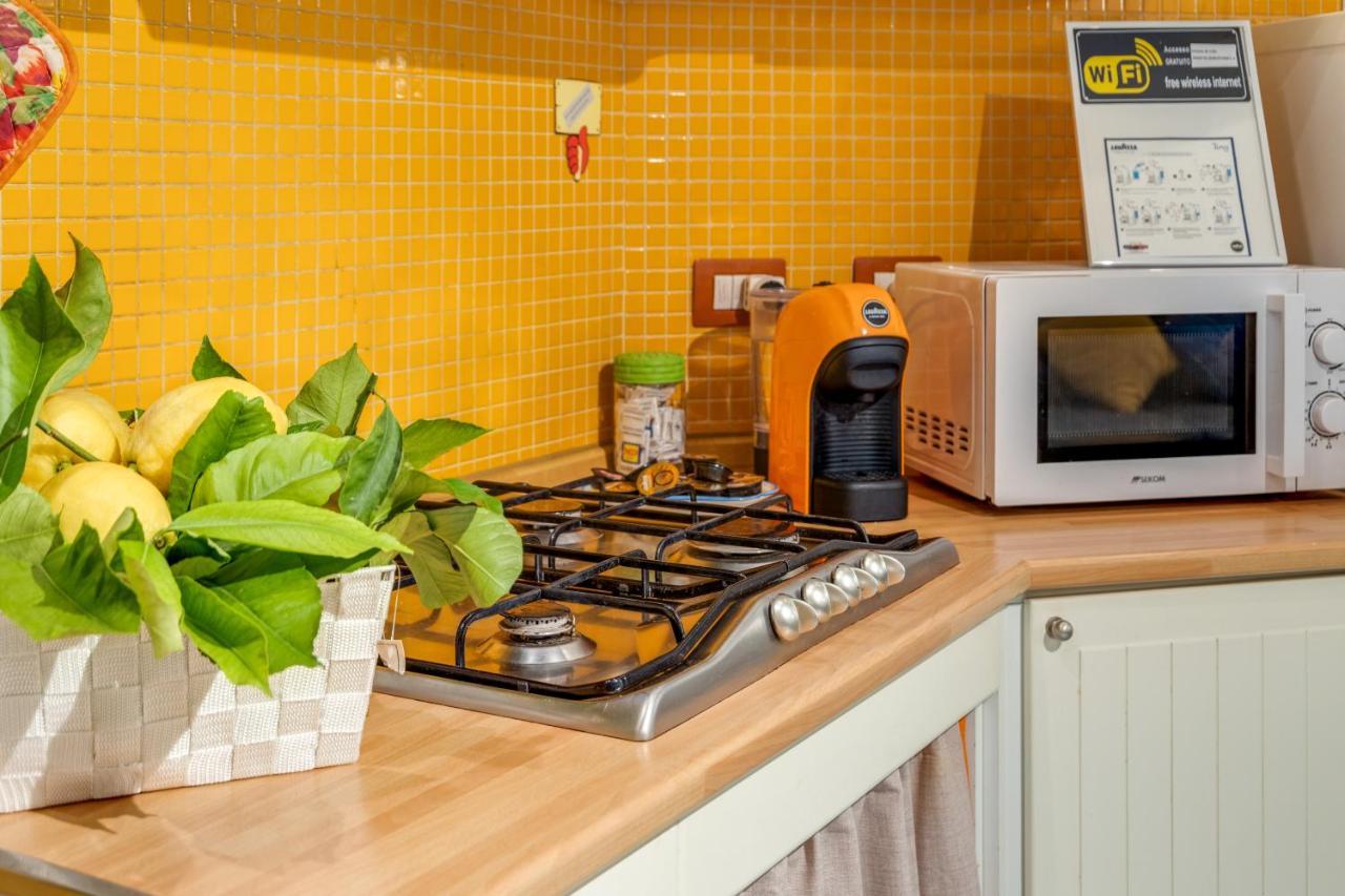 Guesthost - Casa Querida Central & Elegant Flat Napoli Dış mekan fotoğraf