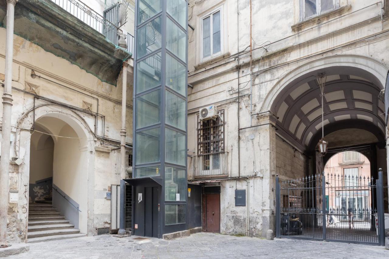 Guesthost - Casa Querida Central & Elegant Flat Napoli Dış mekan fotoğraf